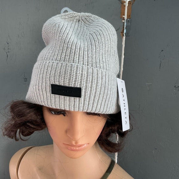 Athleta Light Gray Ribbed Beanie Hat Winter Fall - Picture 2 of 2